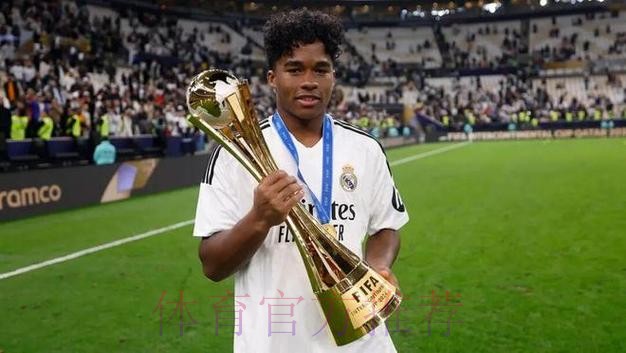 恩德里克:贝林拿球时我看到开阔空间 我要去跑位